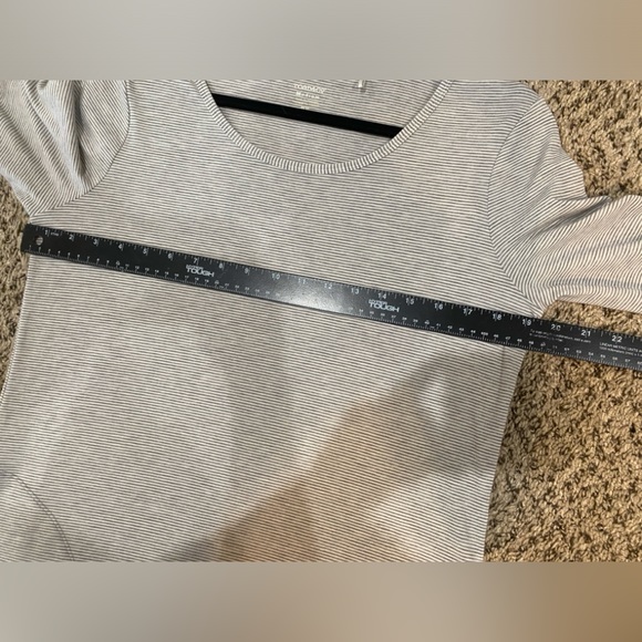 🐸Toad&Co Soft Hiking Dress - Picture 5 of 10